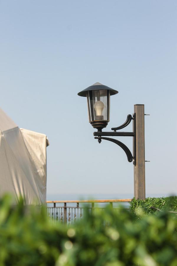 Glamping Village Sarpi Eksteriør billede